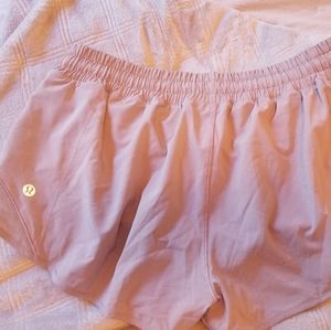 Lululemon shorts mauve